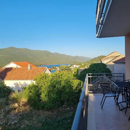 Superior One Bedroom Apartment With Balcony And Sea View Uti 公寓